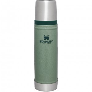 Stanley Classic Legendary Vacuum Insulated Water Bottle | 20 oz Hammertone Green | OR1625874