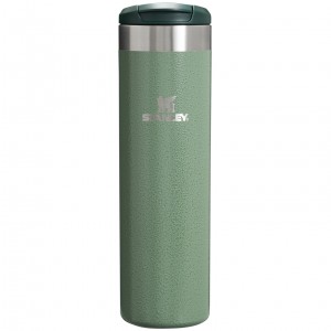 Stanley The AeroLight™ Transit Bottle | 20 OZ Hammertone Green | HE9032468