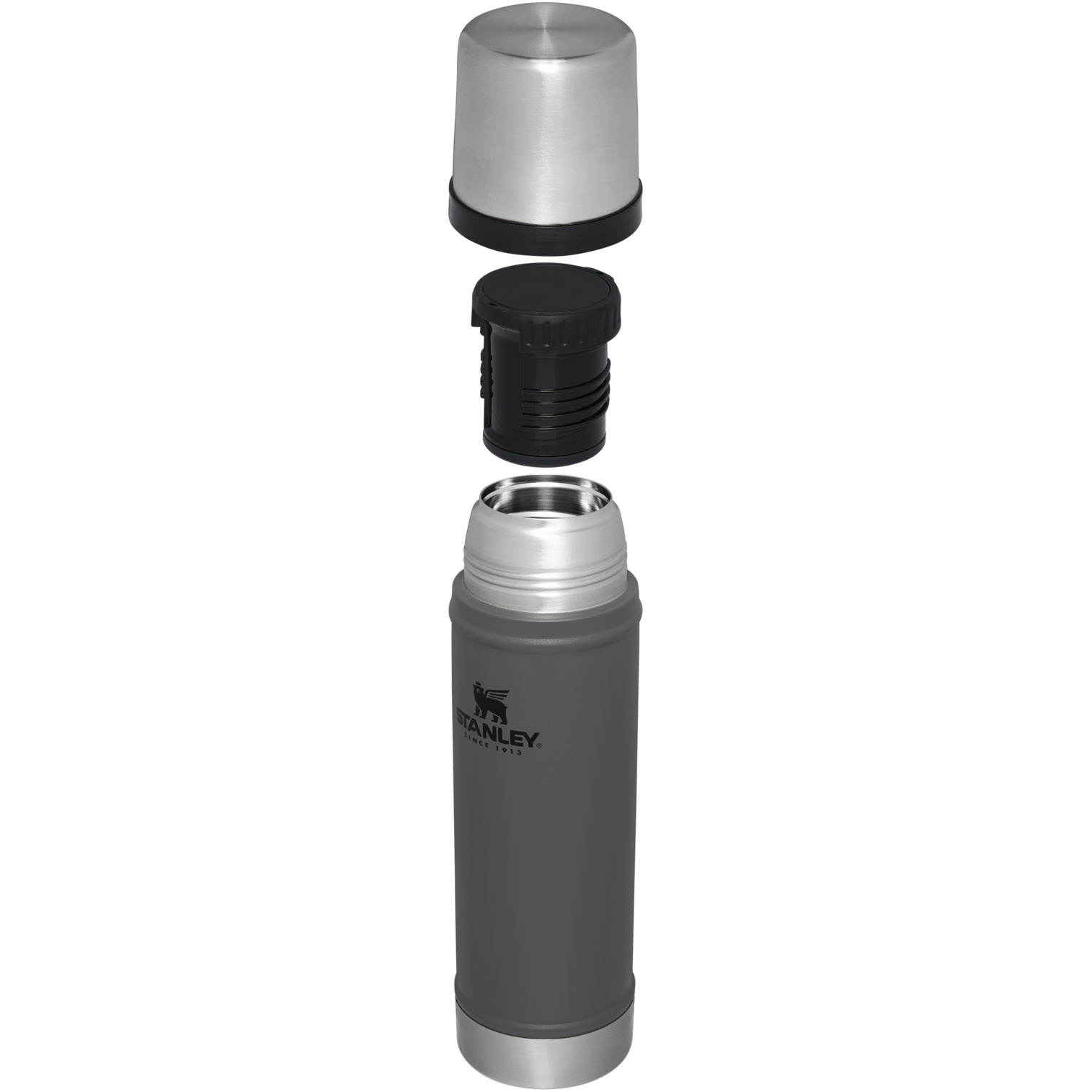 Stanley Classic Legendary Vacuum Insulated Water Bottle | 20 oz Charcoal | NP3768105